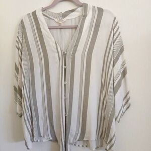 Elegant Striped Blouse in Cream and Gray
